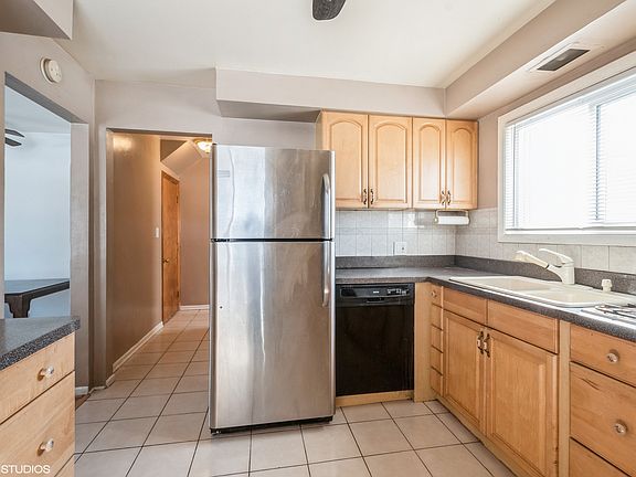 5th image of 7245 N Campbell Ave #A