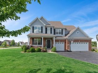 2436 Bryn Mawr Ln, Crystal Lake, IL 60014