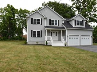 16 Francis Dr, Dudley, MA 01571