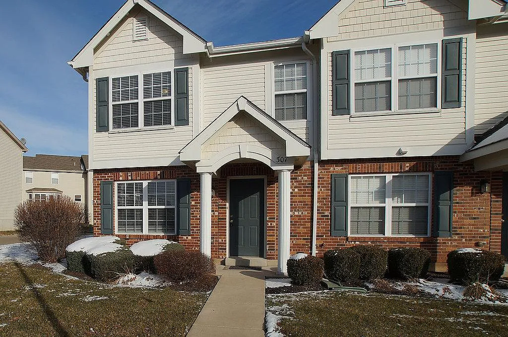 3 bed, 2.5 bath, 1690 sqft, $2,200 — Photo 1