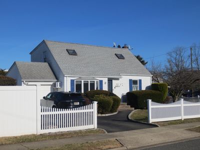 421 17th Street, West Babylon, NY, 11704