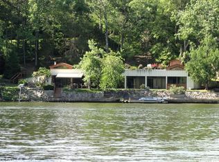 100 Long Island Dr, Hot Springs, AR 71913