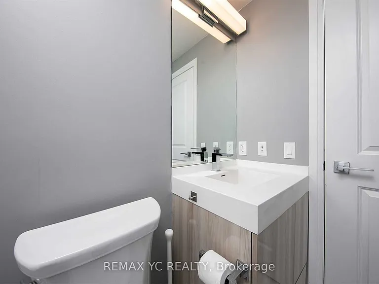 251 Jarvis St #806 — Photo 19