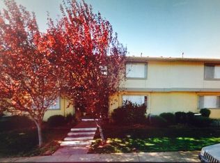 3260 Alexander Dr APT 7, Redding, CA 96002