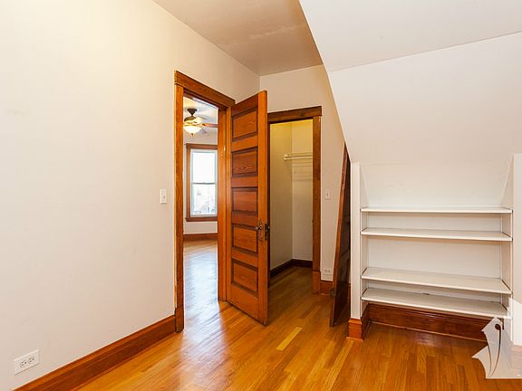 5th image of 3034 N Kedzie Ave #1