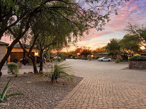 2nd image of 8128 E GREYTHORN Drive