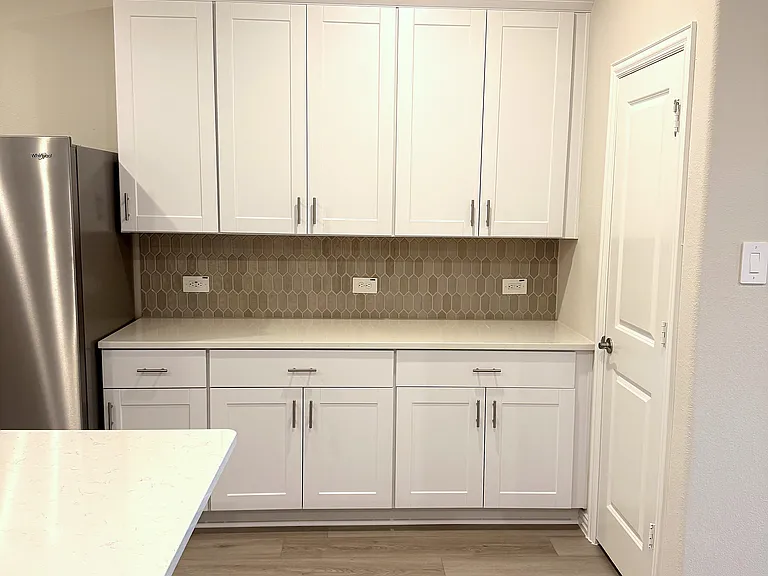 1126 Old Stead Dr — Photo 7