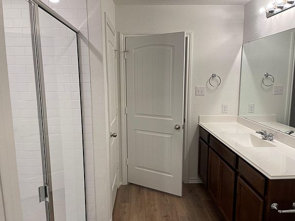 3rd image of 6806 Prue Rd #38