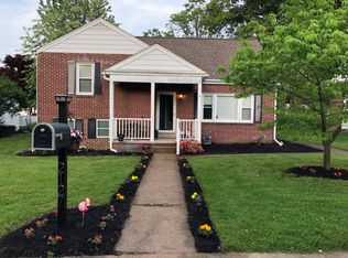 2127 Fernwood St, Reading, PA 19604