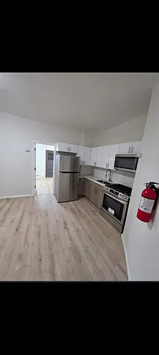 83 S 12th St #1L Photo 1
