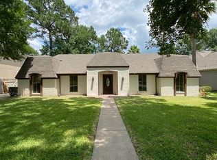 185 Springs Edge Dr, Montgomery, TX 77356