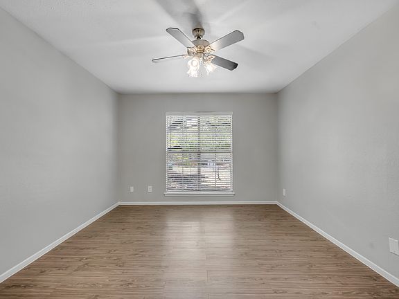 5th image of 13323 Esperanza Rd #1423