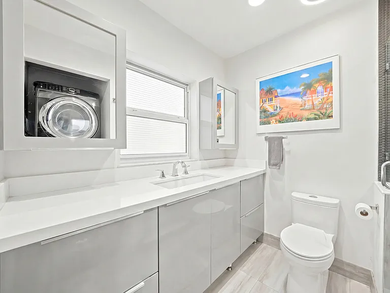 3140 NE 12th Ave — Photo 10