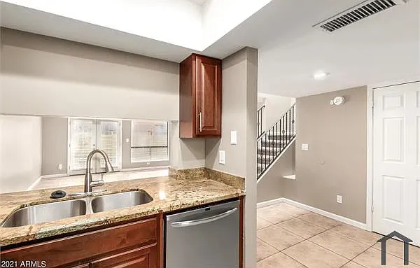 815 E Grovers Ave #29 — Photo 8