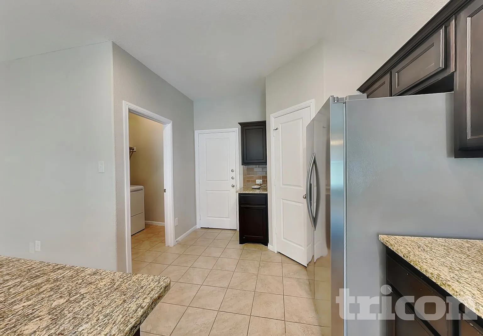 10020 Poinsett Way Fort Worth TX — Photo 4