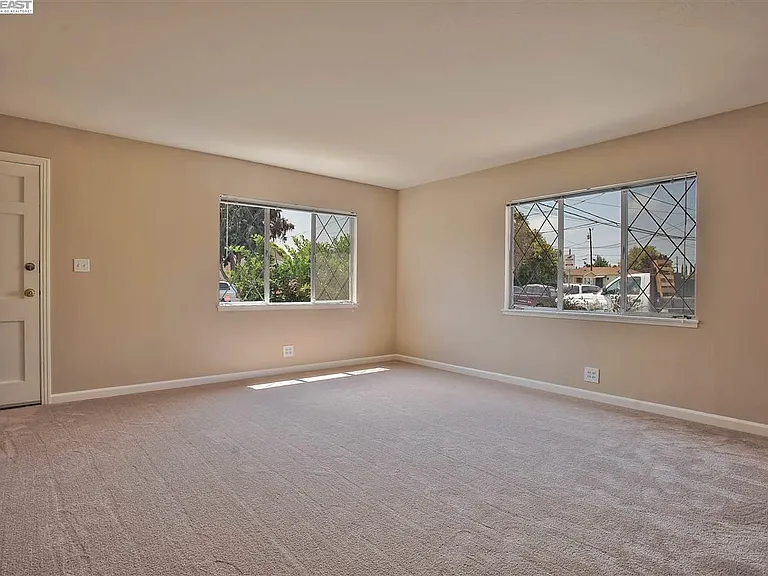 250 Medford Ave — Photo 5