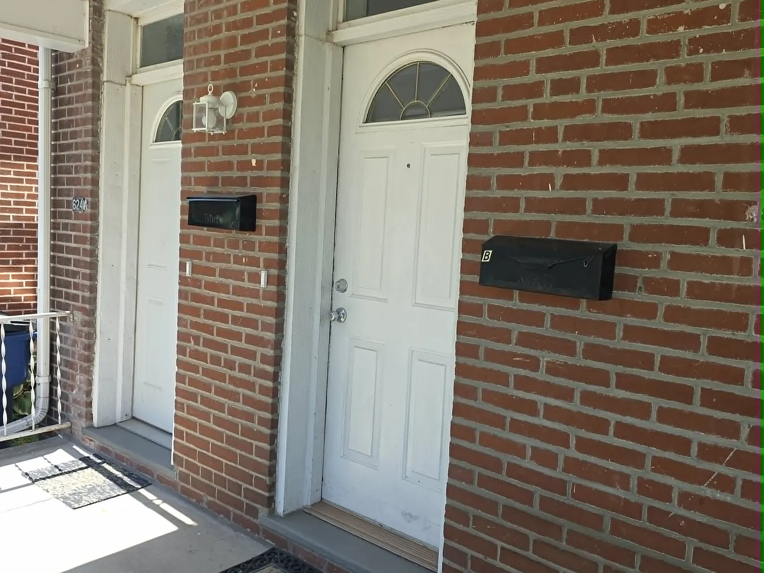 2 bed, 1040 sqft, $950 — Photo 2