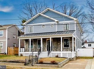 5129 12th St S, Arlington, VA 22204