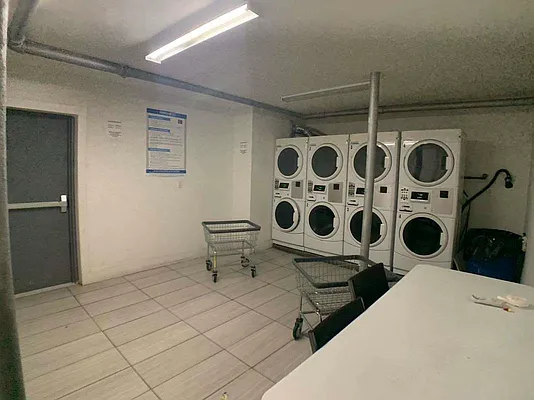 Rented by Tapiro Realty | media 10