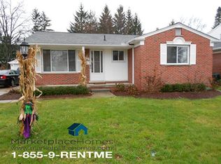 17161 Stamwich St, Livonia, MI 48152