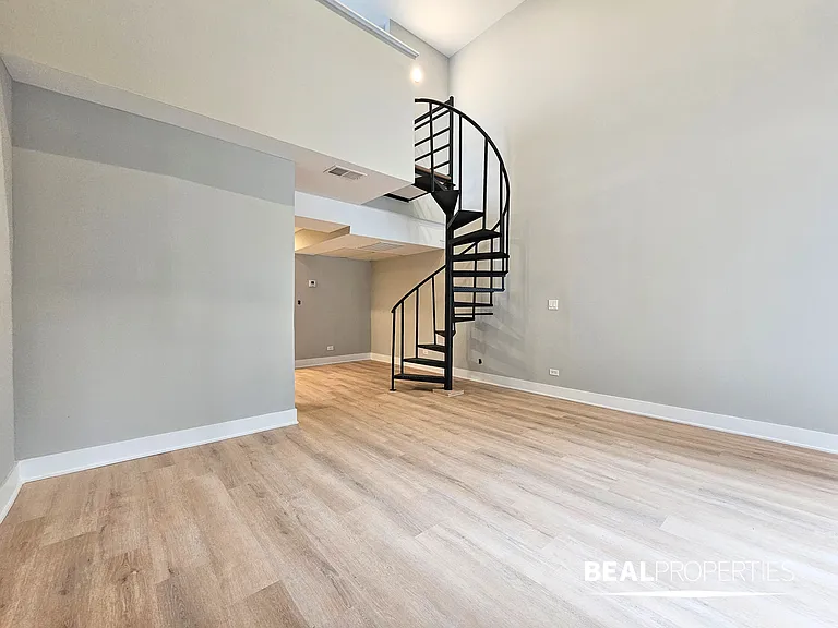 1220 North LaSalle Street — Photo 31