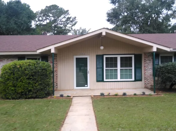 103 Meadowlark Ln, Enterprise, AL 36330