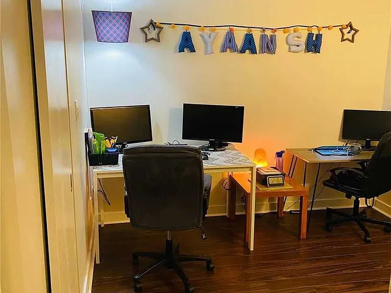 126 Simcoe St #307 — Photo 15