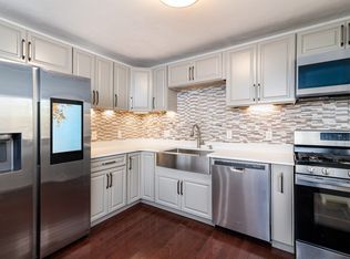 64 Pilgrim Rd, Pembroke, MA 02359