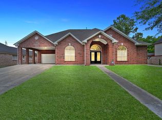 1610 Elk River Rd, Houston, TX 77090