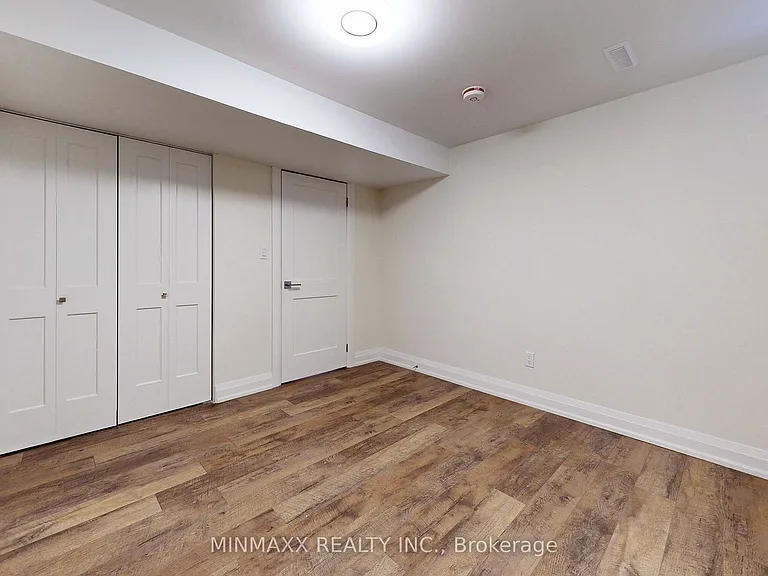 202 Forbes Ter — Photo 22