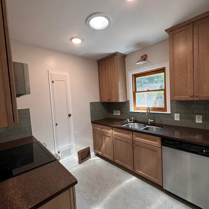 2 bed, 1150 sqft, $2,500 — Photo 4