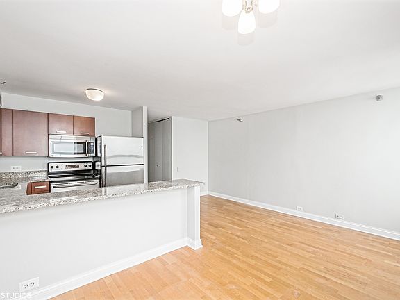 4th image of 474 N Lake Shore Dr APT 5006