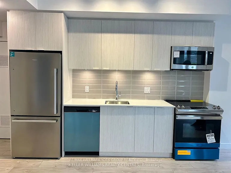 174 Clonmore Dr #2 — Photo 6