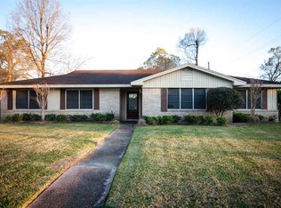 6595 Daisy Dr, Beaumont, TX 77706