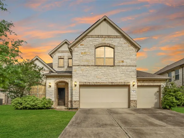 702 S Galley Dr, Crosby, TX 77532