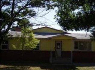 680 6th St, Bennett, CO 80102