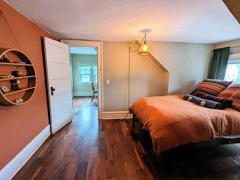 44 Russell St — Photo 30
