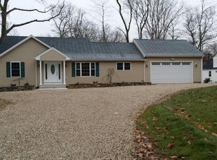 858 Indian Hill Rd, Orange, CT 06477