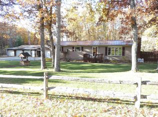 4141 Mockingbird Cir, Farwell, MI 48622