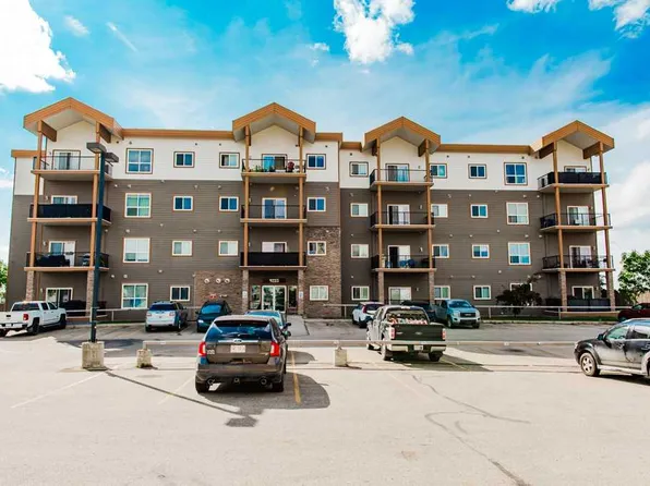 9225 E Lakeland Dr #203, Grande Prairie, AB T8X 0B8