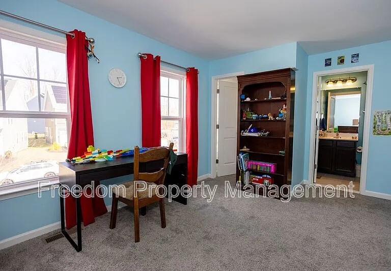 2425 Morgans Point Dr — Photo 40