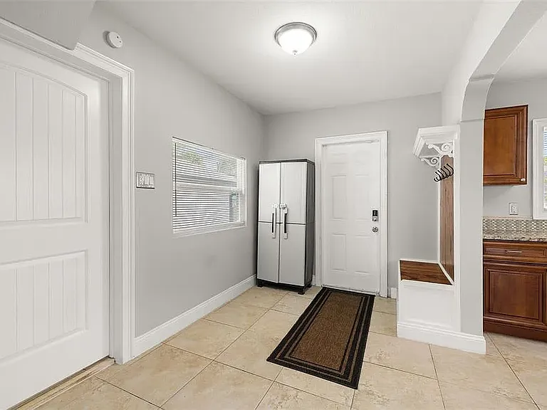 2511 W Braddock St — Photo 20