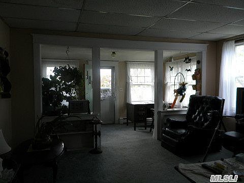 2nd image of 108 Clyde St