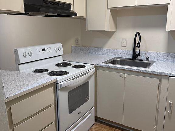 2nd image of 1580 Frisbie Ct APT 2