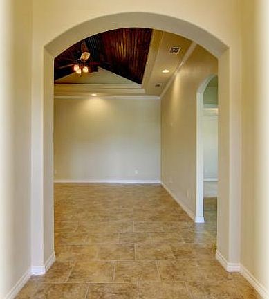 4th image of 7329 Clapton Dr