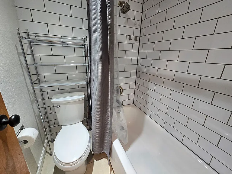 3240 Iris Ave #G103 — Photo 9