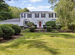 16 Liberty Rd, Hingham, MA 02043