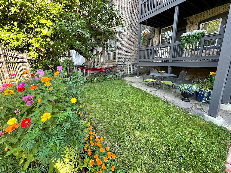 656 E 51st St #1W — Photo 12