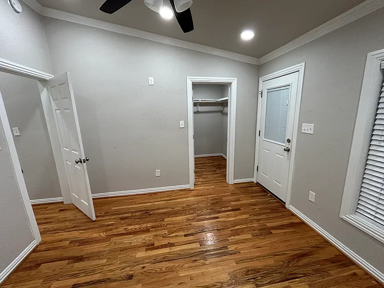 505 S Storey St #505 — Photo 10