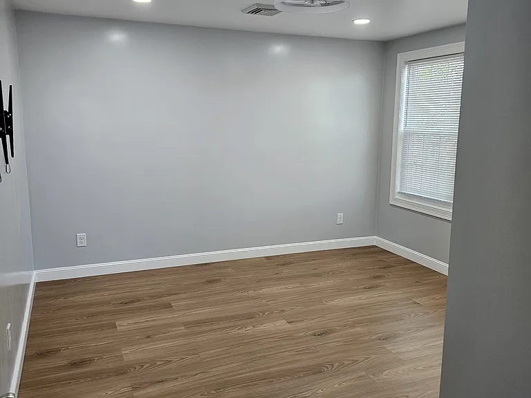 142 Ballston Ave #2 — Photo 16